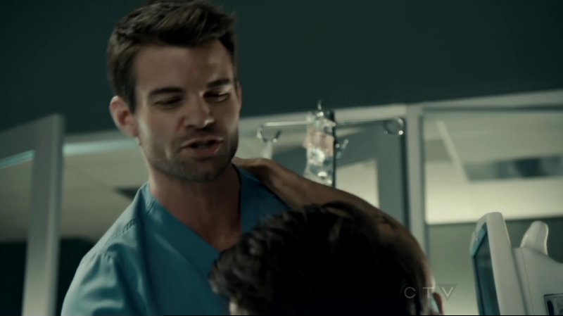 VampireDiariesWorld-dot-org_SavingHope2x10-1698.jpg