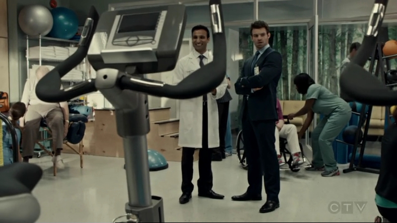 VampireDiariesWorld-dot-org_SavingHope2x11-0596.jpg