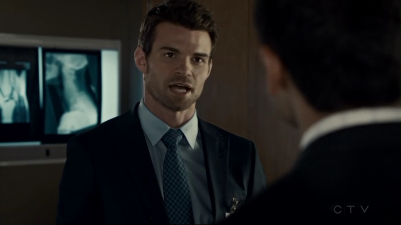 VampireDiariesWorld-dot-org_SavingHope2x11-1413.jpg