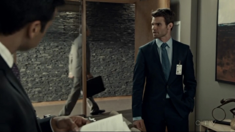 VampireDiariesWorld-dot-org_SavingHope2x11-1896.jpg