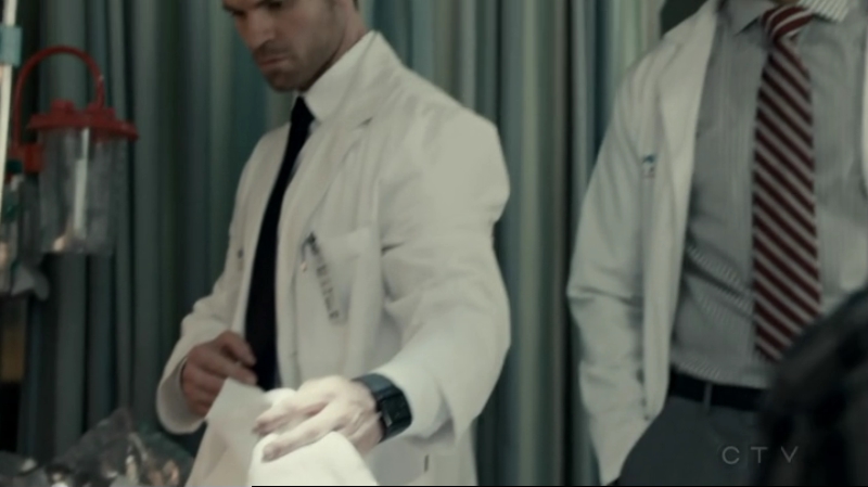 VampireDiariesWorld-dot-org_SavingHope2x12-0438.jpg