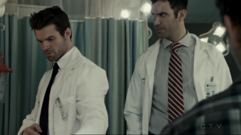 VampireDiariesWorld-dot-org_SavingHope2x12-0439.jpg