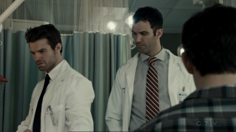 VampireDiariesWorld-dot-org_SavingHope2x12-0444.jpg
