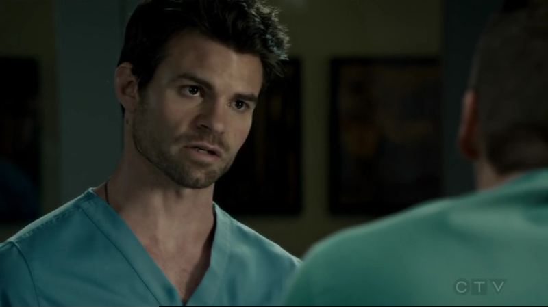 VampireDiariesWorld-dot-org_SavingHope2x12-0768.jpg