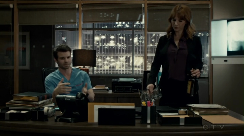 VampireDiariesWorld-dot-org_SavingHope2x12-1615.jpg