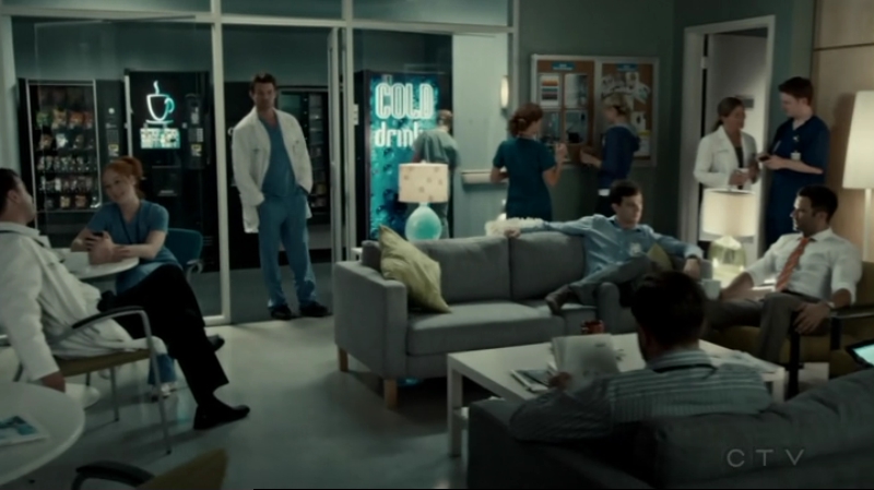 VampireDiariesWorld-dot-org_SavingHope2x12-2327.jpg