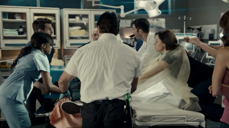VampireDiariesWorld-dot-org_SavingHope2x13-0088.jpg