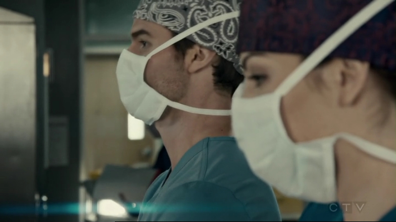 VampireDiariesWorld-dot-org_SavingHope2x13-0863.jpg