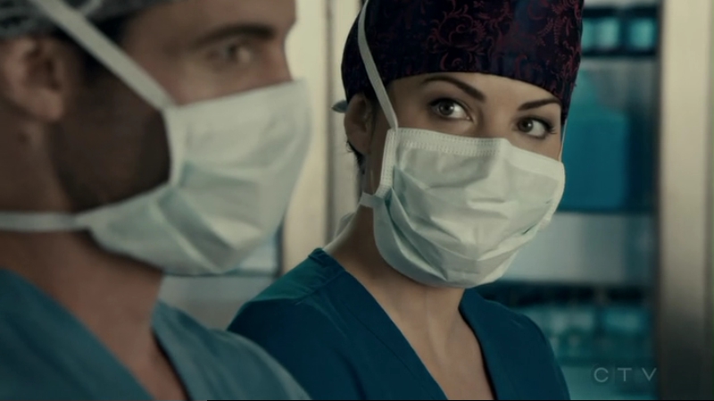 VampireDiariesWorld-dot-org_SavingHope2x13-0865.jpg