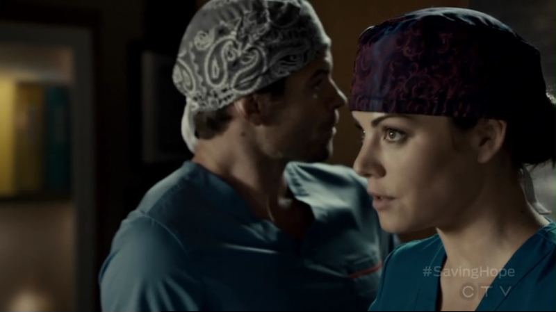 VampireDiariesWorld-dot-org_SavingHope2x13-0944.jpg