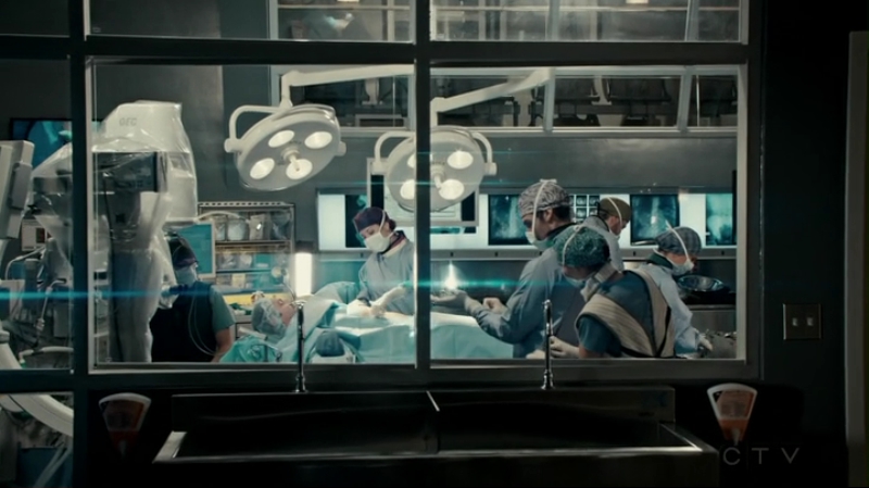 VampireDiariesWorld-dot-org_SavingHope2x13-1164.jpg