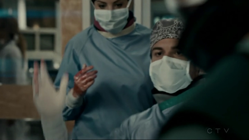VampireDiariesWorld-dot-org_SavingHope2x13-1294.jpg