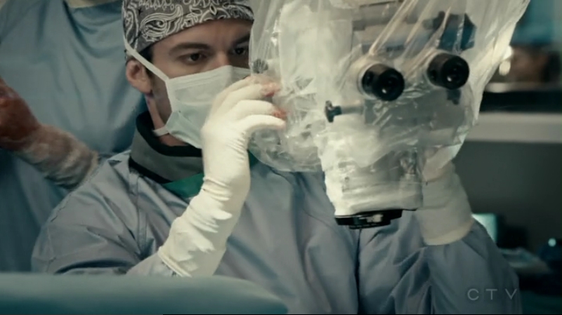 VampireDiariesWorld-dot-org_SavingHope2x13-1302.jpg