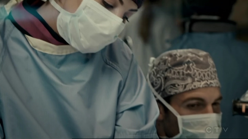 VampireDiariesWorld-dot-org_SavingHope2x13-1614.jpg