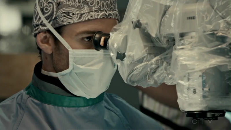 VampireDiariesWorld-dot-org_SavingHope2x13-1625.jpg