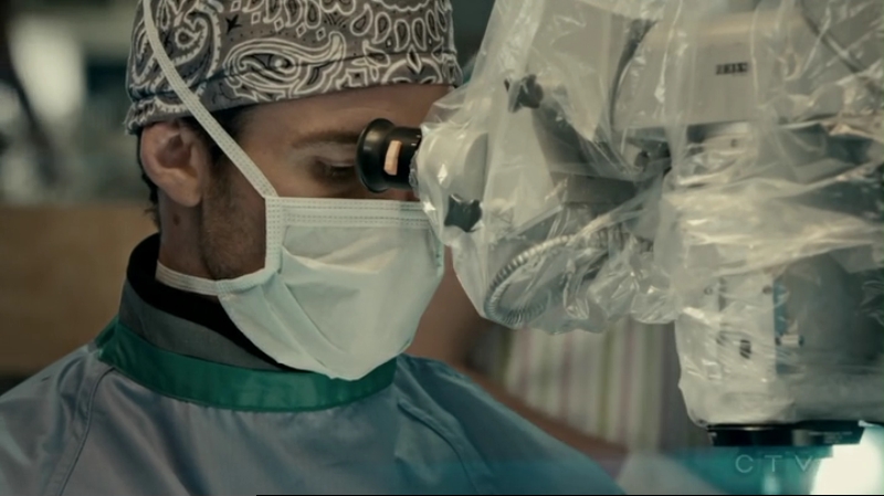 VampireDiariesWorld-dot-org_SavingHope2x13-1626.jpg