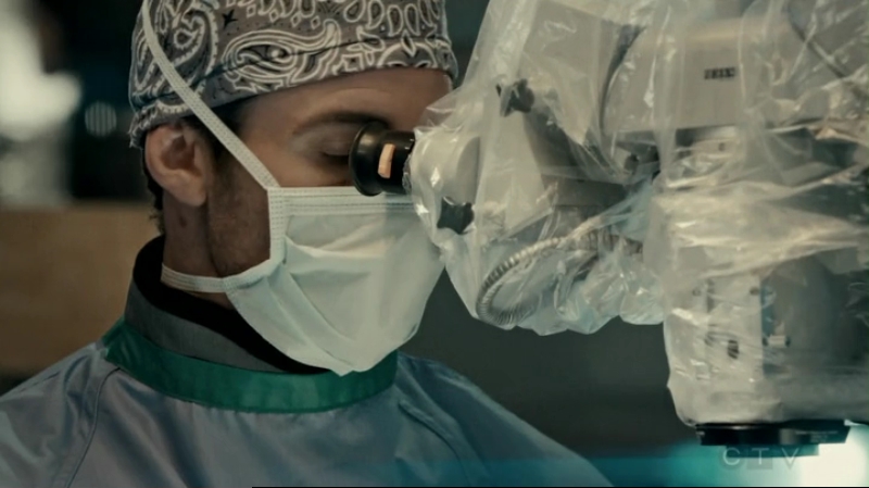 VampireDiariesWorld-dot-org_SavingHope2x13-1629.jpg