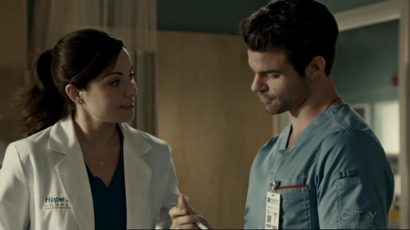 VampireDiariesWorld-dot-org_SavingHope2x13-2272.jpg