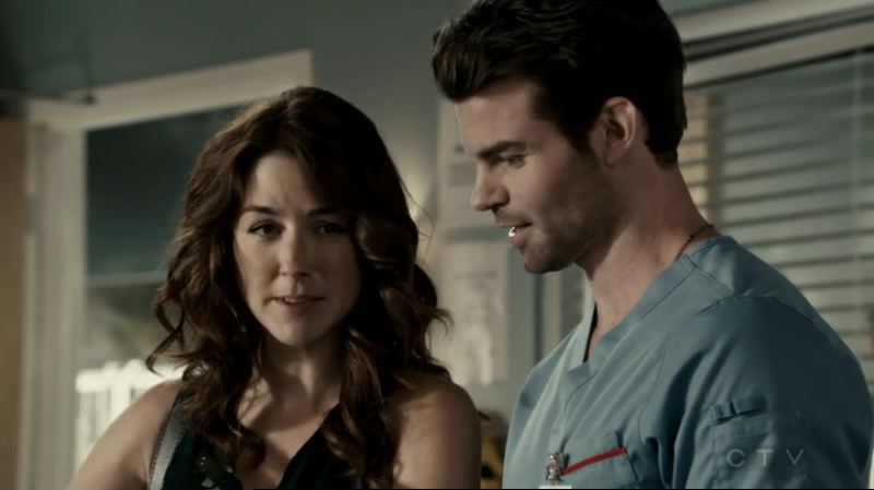 VampireDiariesWorld-dot-org_SavingHope2x13-2364.jpg