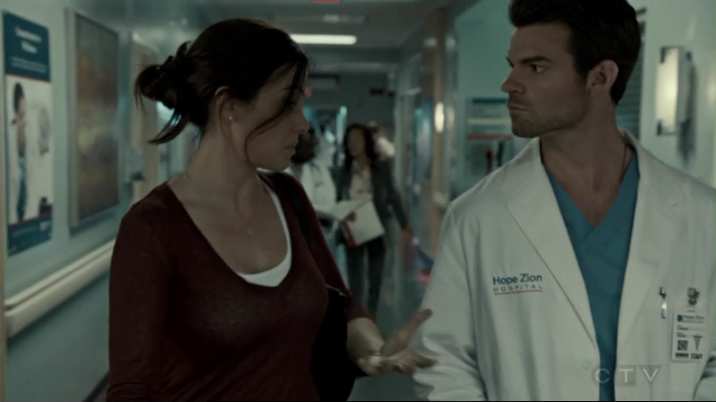 VampireDiariesWorld-dot-org_SavingHope2x14-2285.jpg