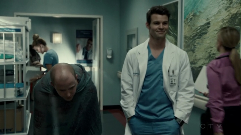 VampireDiariesWorld-dot-org_SavingHope2x15-0569.jpg