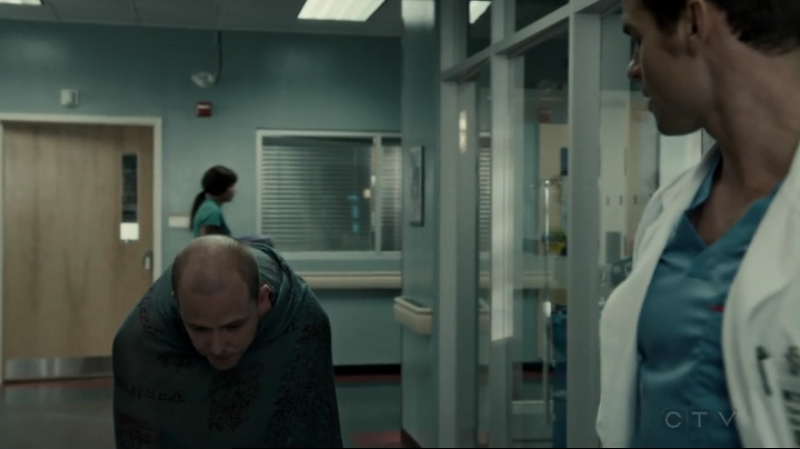VampireDiariesWorld-dot-org_SavingHope2x15-0597.jpg