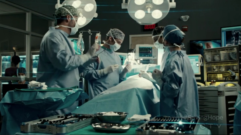 VampireDiariesWorld-dot-org_SavingHope2x15-1024.jpg