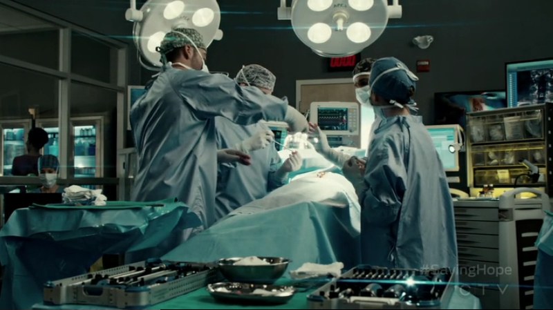 VampireDiariesWorld-dot-org_SavingHope2x15-1025.jpg