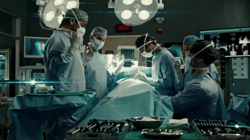 VampireDiariesWorld-dot-org_SavingHope2x15-1060.jpg