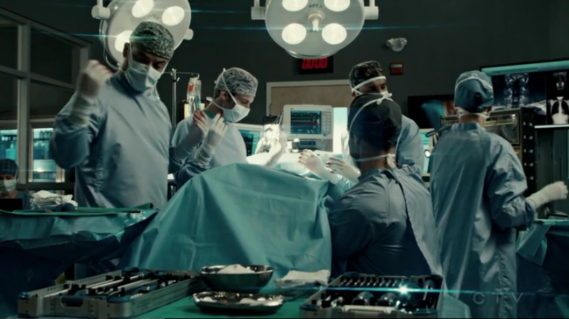VampireDiariesWorld-dot-org_SavingHope2x15-1074.jpg