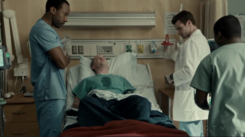 VampireDiariesWorld-dot-org_SavingHope2x15-1288.jpg