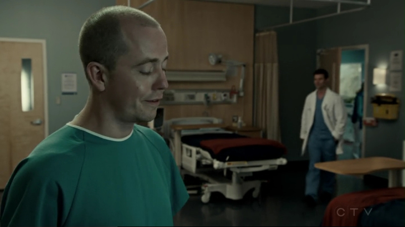 VampireDiariesWorld-dot-org_SavingHope2x15-1808.jpg