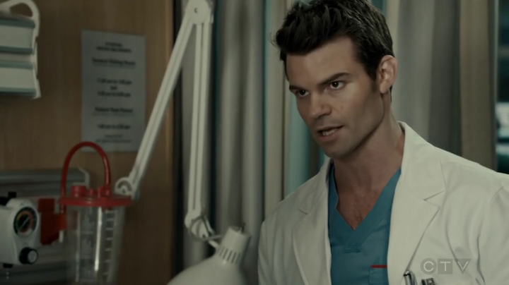 VampireDiariesWorld-dot-org_SavingHope2x16-1343.jpg