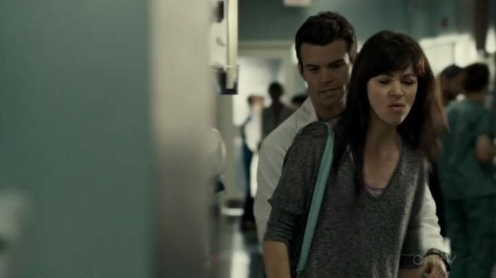 VampireDiariesWorld-dot-org_SavingHope2x16-1353.jpg