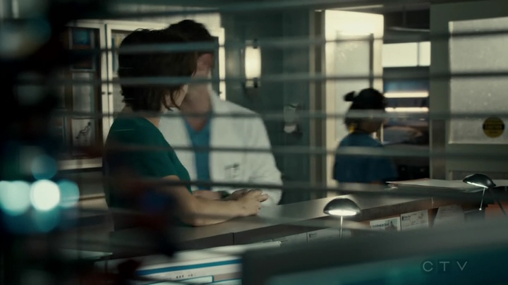 VampireDiariesWorld-dot-org_SavingHope2x16-1774.jpg