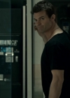 VampireDiariesWorld-dot-org_SavingHope2x16-2500.jpg