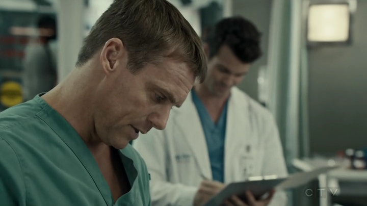 VampireDiariesWorld-dot-org_SavingHope2x17-0580.jpg