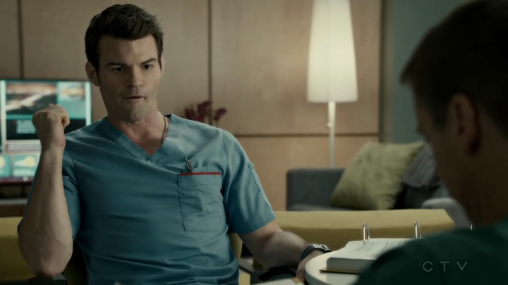 VampireDiariesWorld-dot-org_SavingHope2x17-2450.jpg VampireDiariesWorld-dot-org_SavingHope2x17-2450.jpg