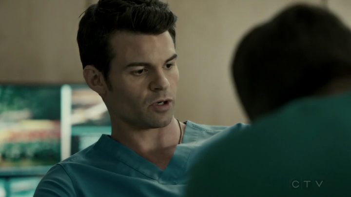 VampireDiariesWorld-dot-org_SavingHope2x17-2483.jpg VampireDiariesWorld-dot-org_SavingHope2x17-2483.jpg