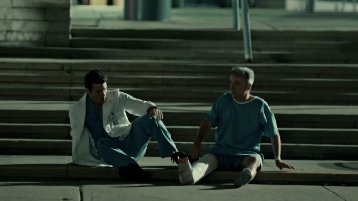 VampireDiariesWorld-dot-org_SavingHope2x18-0044.jpg