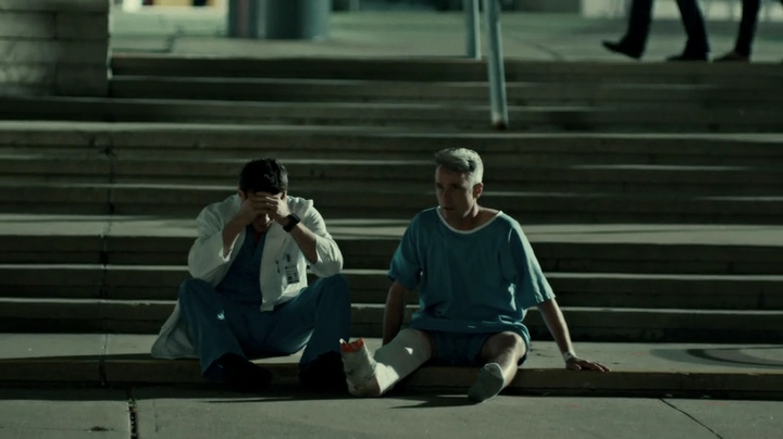 VampireDiariesWorld-dot-org_SavingHope2x18-0046.jpg