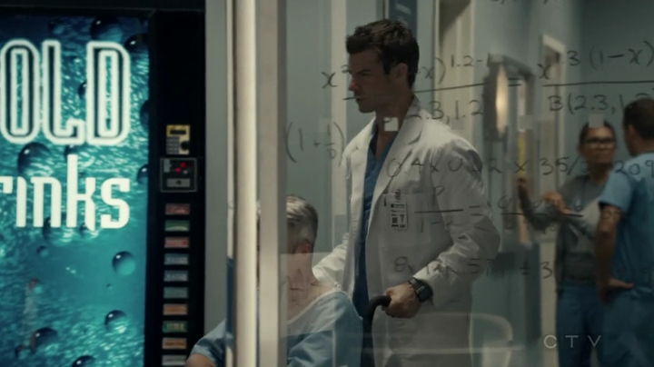 VampireDiariesWorld-dot-org_SavingHope2x18-1769.jpg