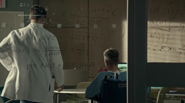 VampireDiariesWorld-dot-org_SavingHope2x18-1784.jpg