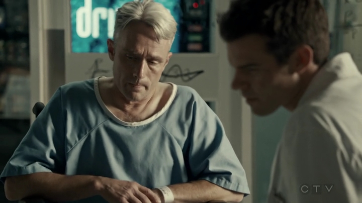 VampireDiariesWorld-dot-org_SavingHope2x18-1799.jpg