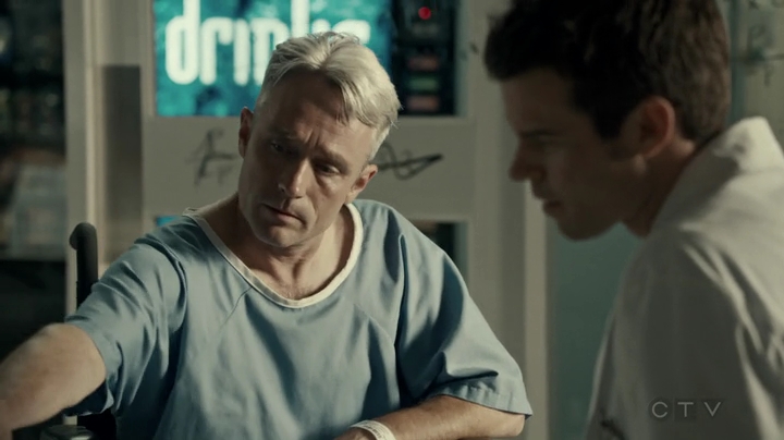 VampireDiariesWorld-dot-org_SavingHope2x18-1800.jpg