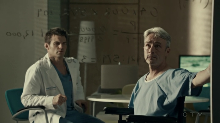 VampireDiariesWorld-dot-org_SavingHope2x18-1831.jpg