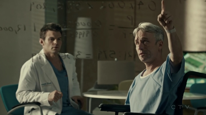VampireDiariesWorld-dot-org_SavingHope2x18-1835.jpg