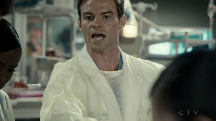 VampireDiariesWorld-dot-org_SavingHope3x01-0500.jpg