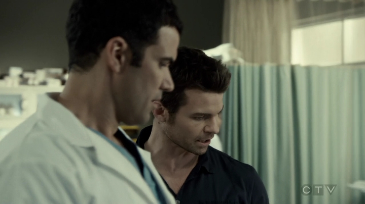 VampireDiariesWorld-dot-org_SavingHope3x02-0340.jpg