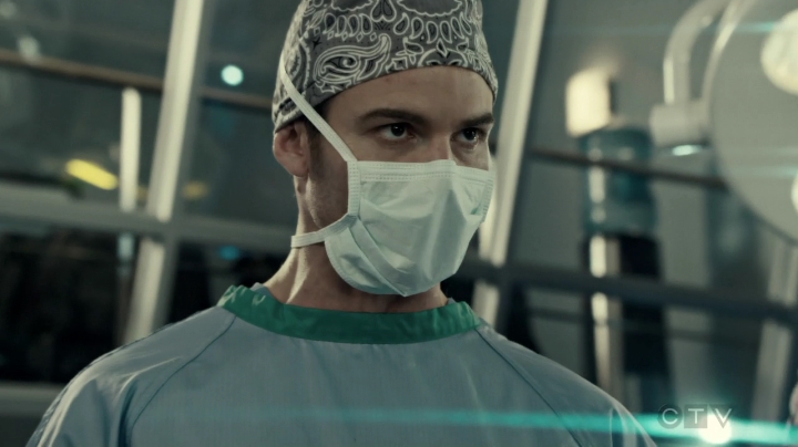 VampireDiariesWorld-dot-org_SavingHope3x02-0742.jpg